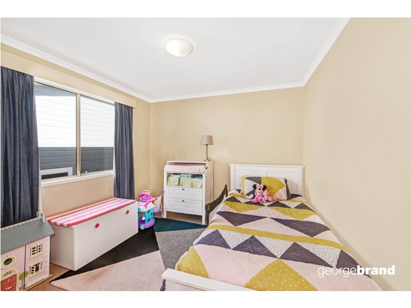 17 Reynolds Road, Avoca Beach NSW 2251