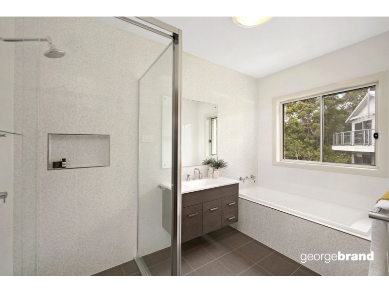 23 Ascot Ave, Avoca Beach NSW 2251