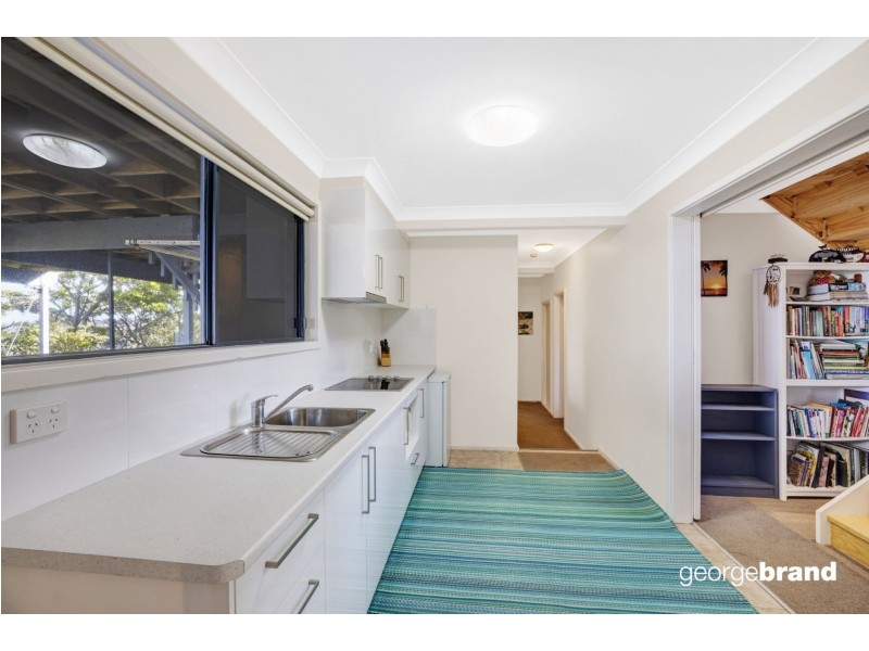 80 Del Monte Place, Copacabana NSW 2251
