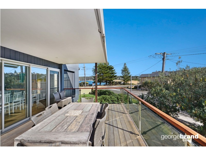 3 Del Rio Drive, Copacabana NSW 2251