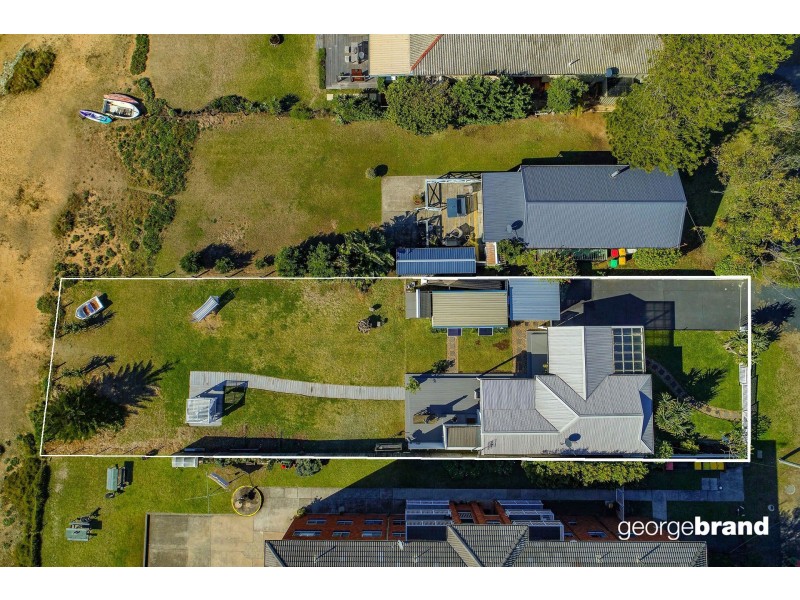 7  Ficus Avenue, Avoca Beach NSW 2251