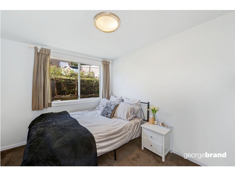 90 The Round Drive, Avoca Beach NSW 2251