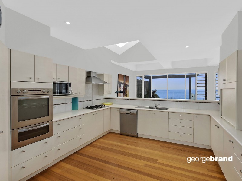 231 Del Monte Place, Copacabana NSW 2251