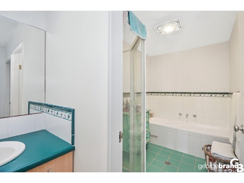 2/38 Tramway Road, North Avoca NSW 2260