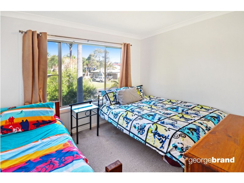 18 Del Rio Drive, Copacabana NSW 2251
