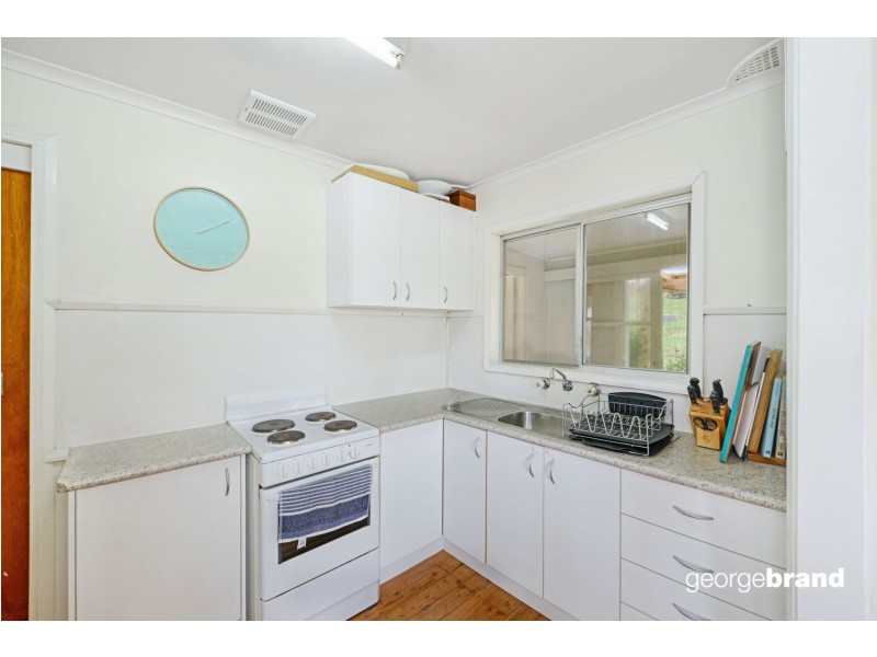 320 The Round Drive, Avoca Beach NSW 2251