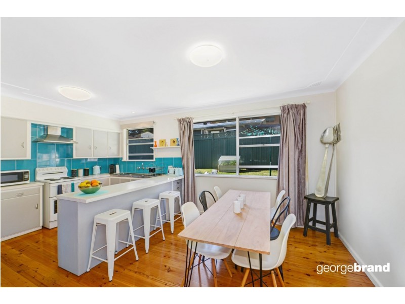 90 The Round Drive, Avoca Beach NSW 2251