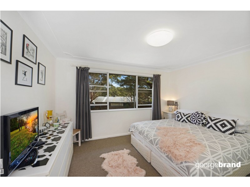 90 The Round Drive, Avoca Beach NSW 2251