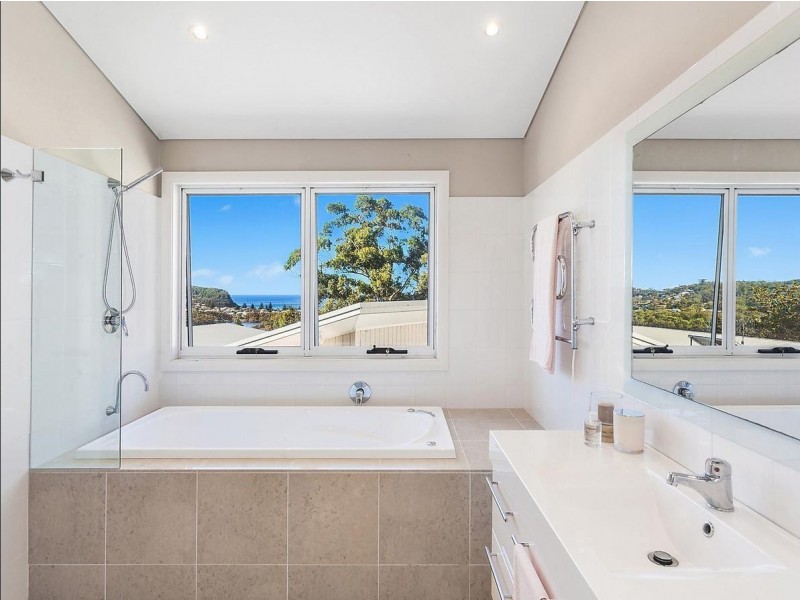 122 Hillside Road, Avoca Beach NSW 2251