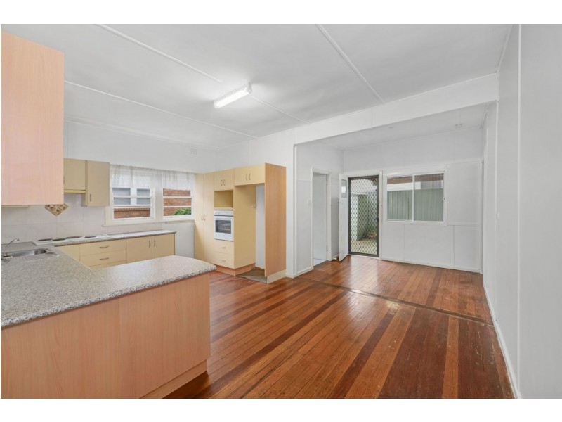 4 Jaques Street, Ourimbah NSW 2258