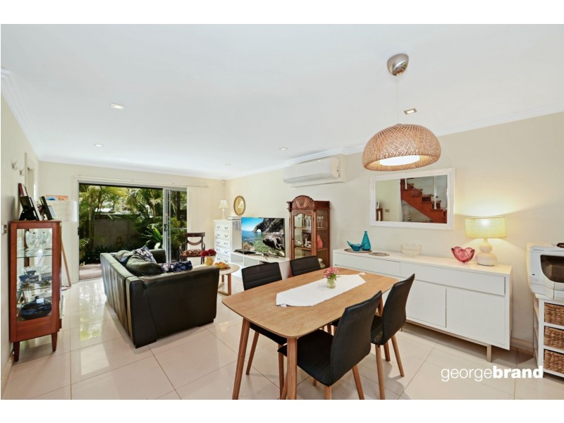2/201 The Round Drive, Avoca Beach NSW 2251
