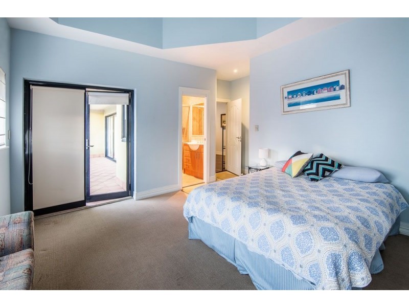 3/177 Avoca Dr, Avoca Beach NSW 2251