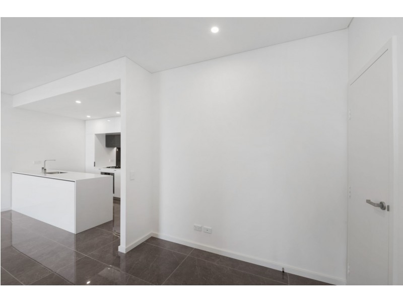 406/2 Wilhelmina Street, Gosford NSW 2250