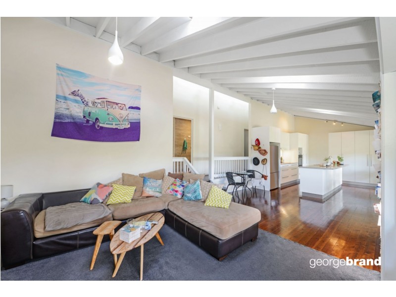 206A The Round Drive, Avoca Beach NSW 2251