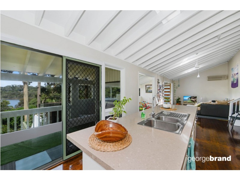 206A The Round Drive, Avoca Beach NSW 2251