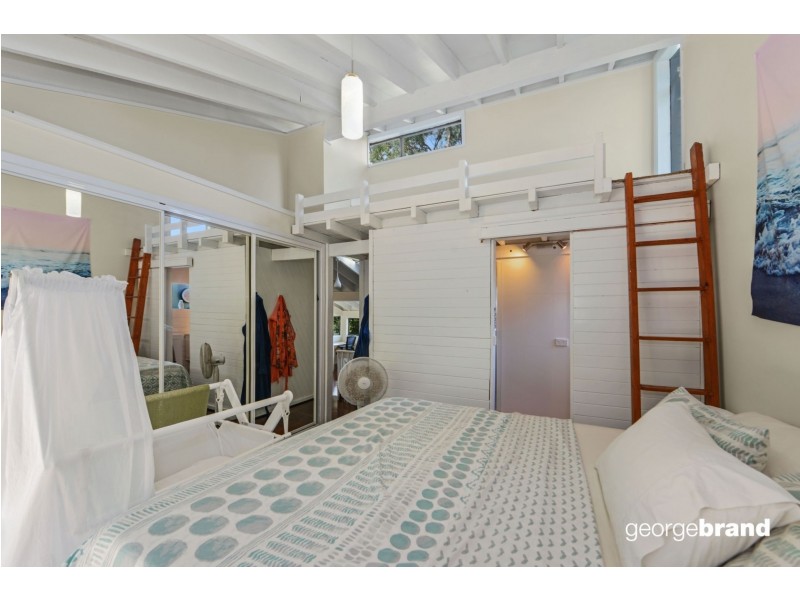 206A The Round Drive, Avoca Beach NSW 2251