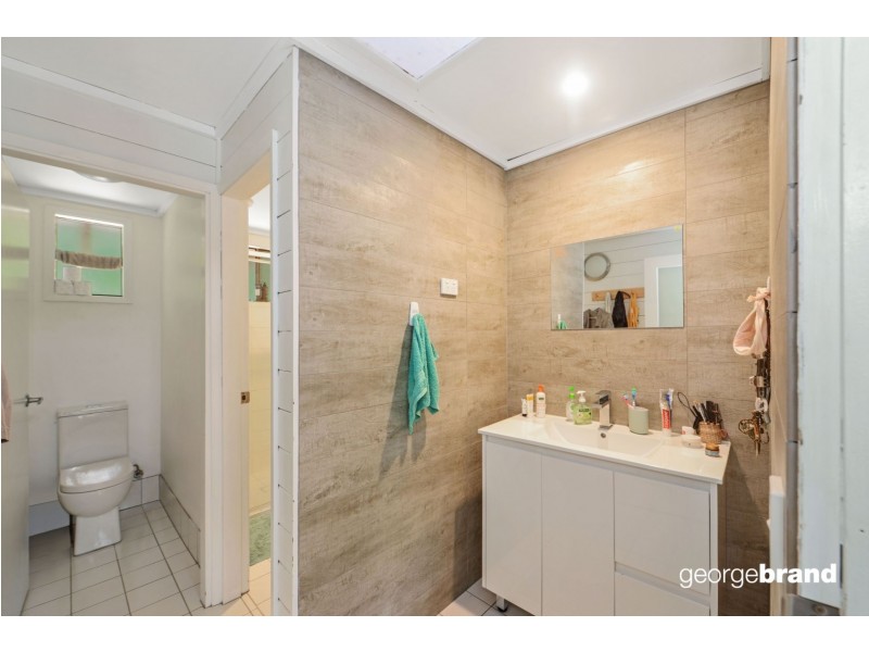 206A The Round Drive, Avoca Beach NSW 2251