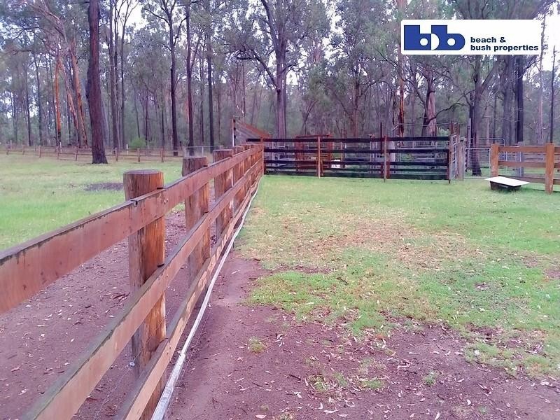 67 Private Access Road, Ellalong NSW 2325