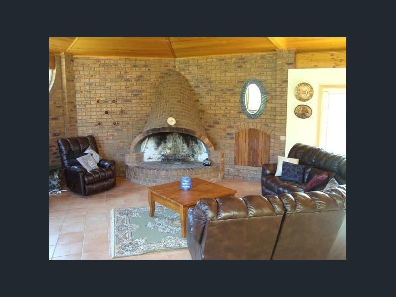 17 Genoa-Mallacoota Road, Mallacoota VIC 3892