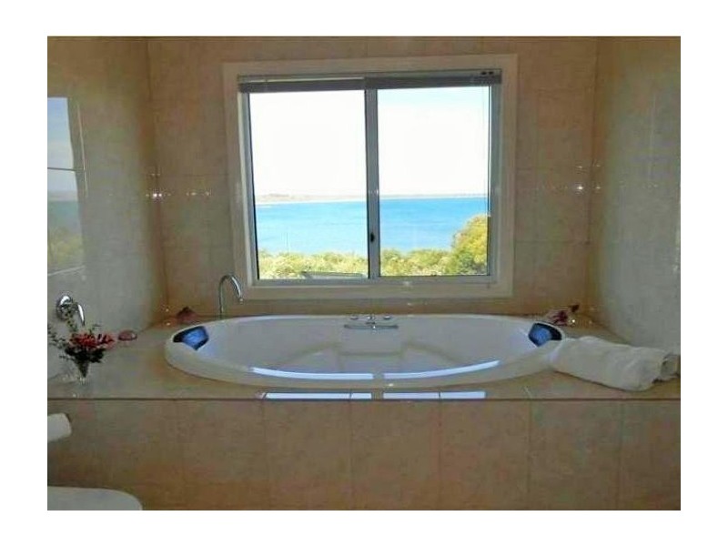 4 Pot Boil Road, Flinders Island TAS 7255