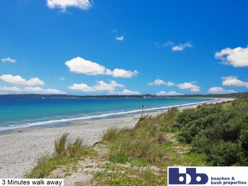 48 Verge Rd, Callala Beach NSW 2540