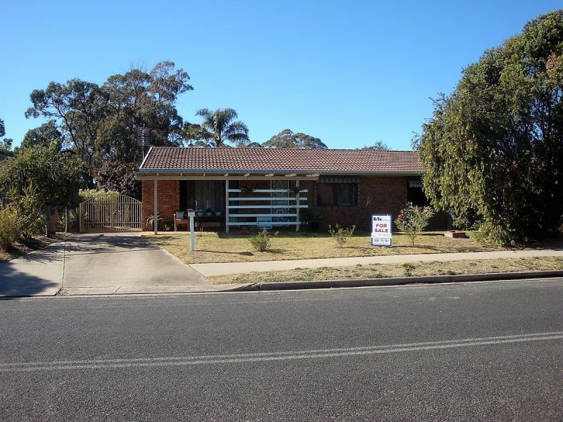 11 Cambridge Crescent, Broulee NSW 2537