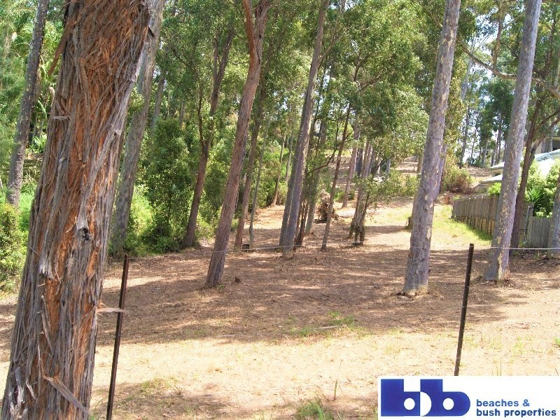 22 Merriwee Avenue, Malua Bay NSW 2536