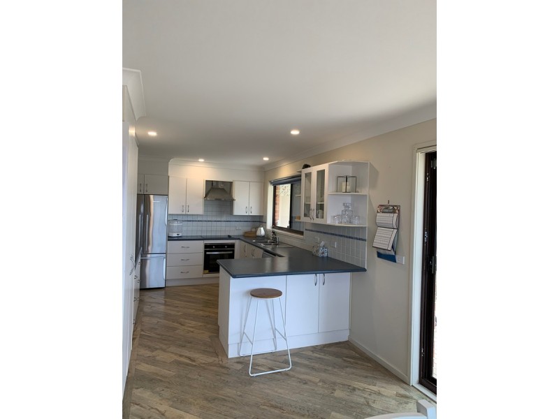 49 Cook Avenue, Surf Beach NSW 2536