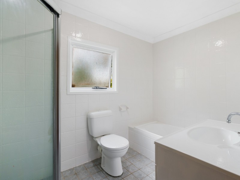 32 Kent Street, Niagara Park NSW 2250