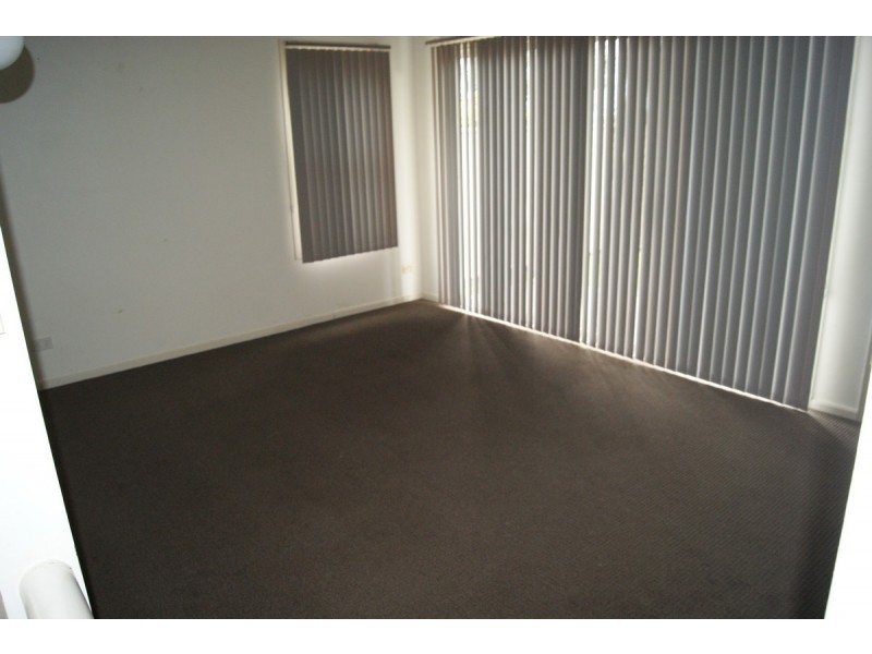 98 Beach Rd, Batemans Bay NSW 2536