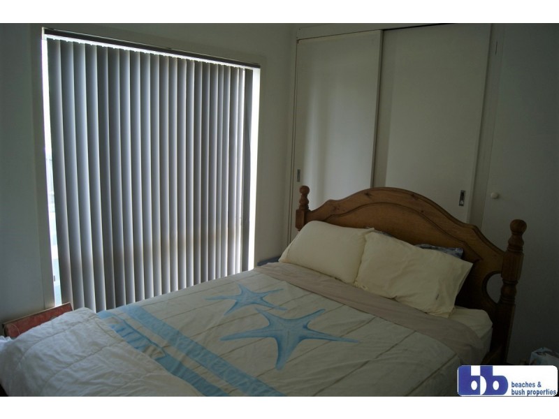 98 Beach Rd, Batemans Bay NSW 2536