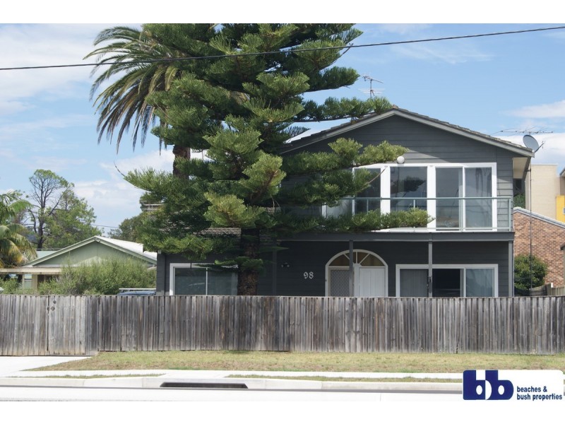 98 Beach Rd, Batemans Bay NSW 2536