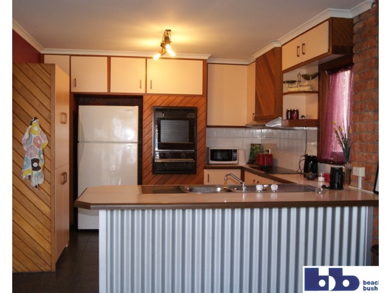 Tomakin NSW 2537