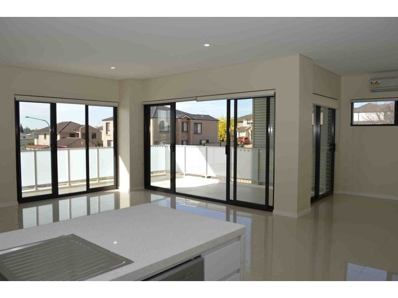 10/43 Lavender Avenue, Kellyville NSW 2155