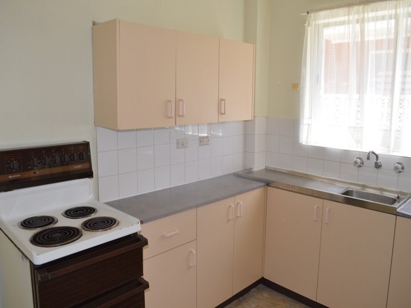 2/17 Bank Street, Meadowbank NSW 2114