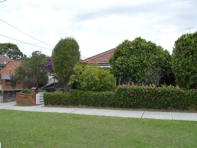 6 Mimos Street, West Ryde NSW 2114