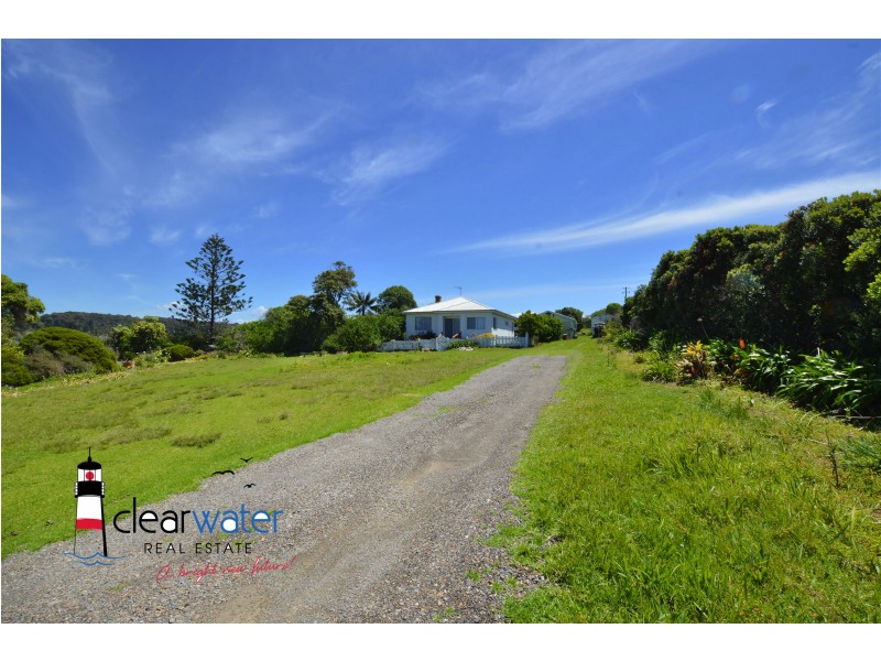 70 Tilba Rd, Bermagui NSW 2546
