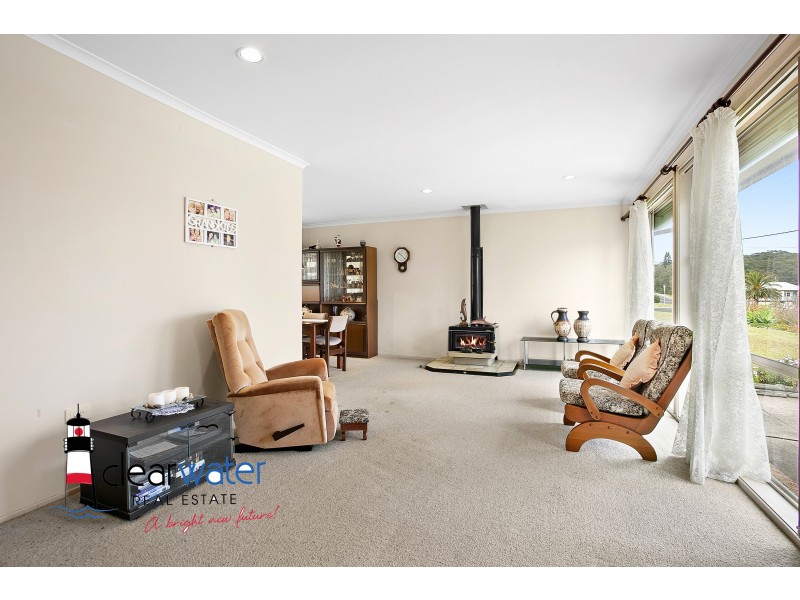 31 Bunga St, Bermagui NSW 2546