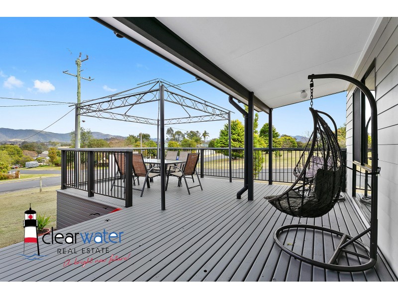 13 Hoyer St, Cobargo NSW 2550