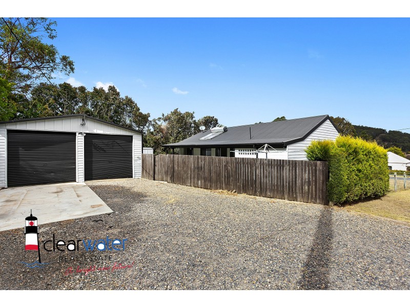 13 Hoyer St, Cobargo NSW 2550
