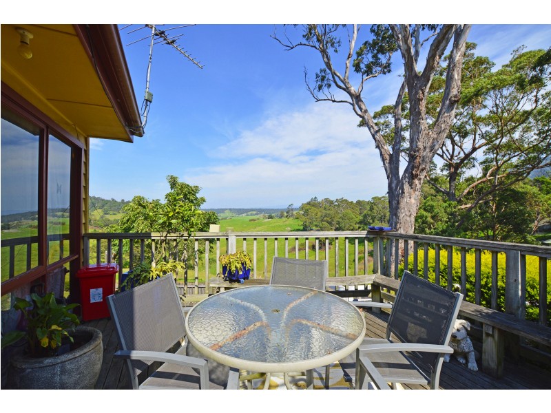 2 Bate St, Central Tilba NSW 2546