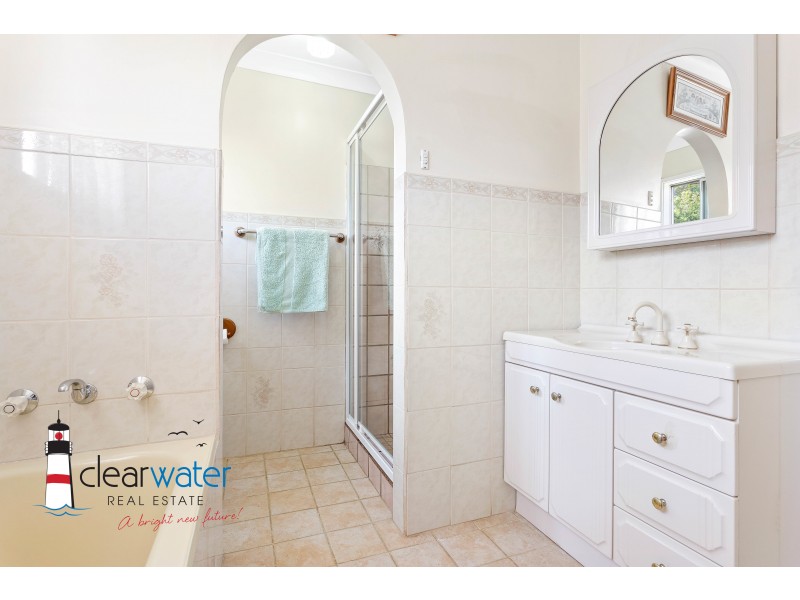 34 Maunsell St, Moruya NSW 2537