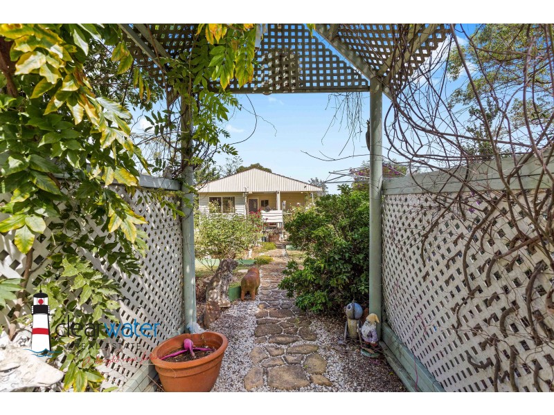 34 Maunsell St, Moruya NSW 2537