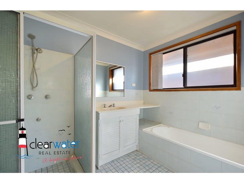 19 Hawdon St, Moruya NSW 2537