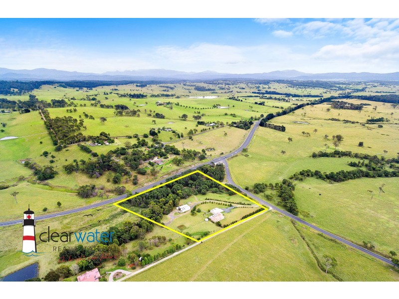 8 Bingie Rd, Bergalia NSW 2537