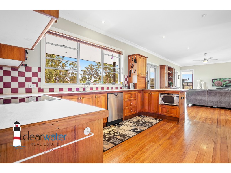 46 Yarragee Rd, Moruya NSW 2537