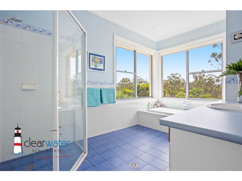 46 Yarragee Rd, Moruya NSW 2537