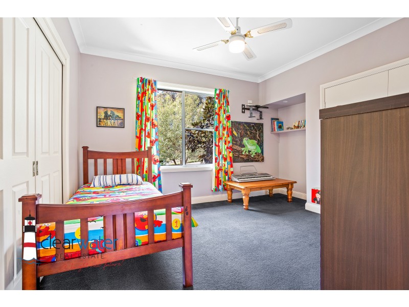 46 Yarragee Rd, Moruya NSW 2537