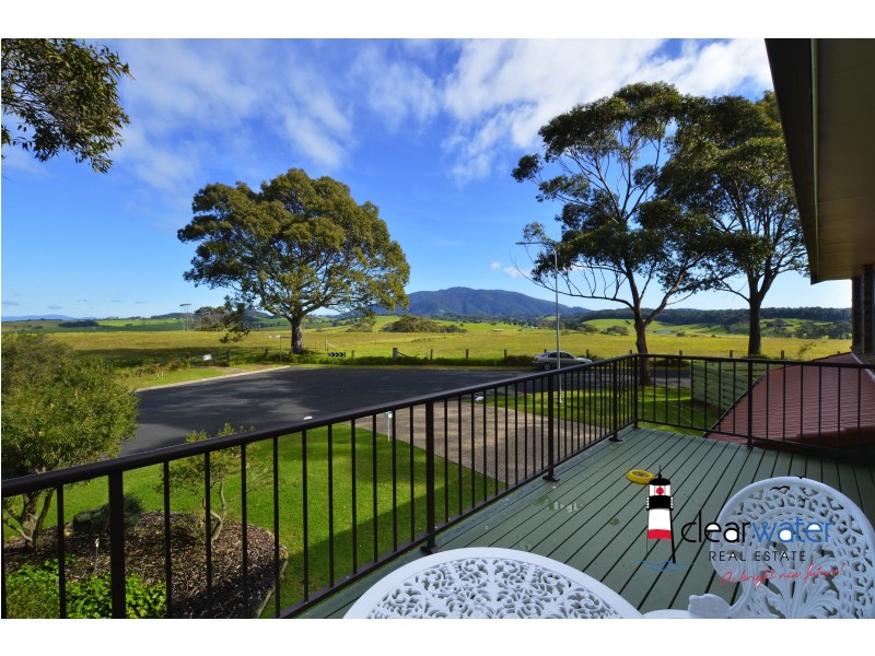 39 Lamont Young Dr, Mystery Bay NSW 2546
