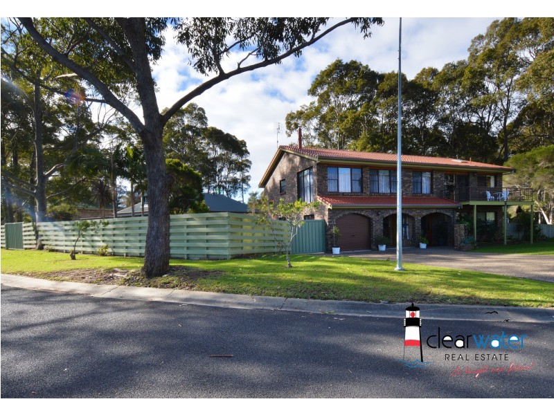 39 Lamont Young Dr, Mystery Bay NSW 2546